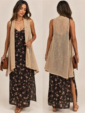 Open-Front Knit Sleeveless Cardigan Vest in Tan